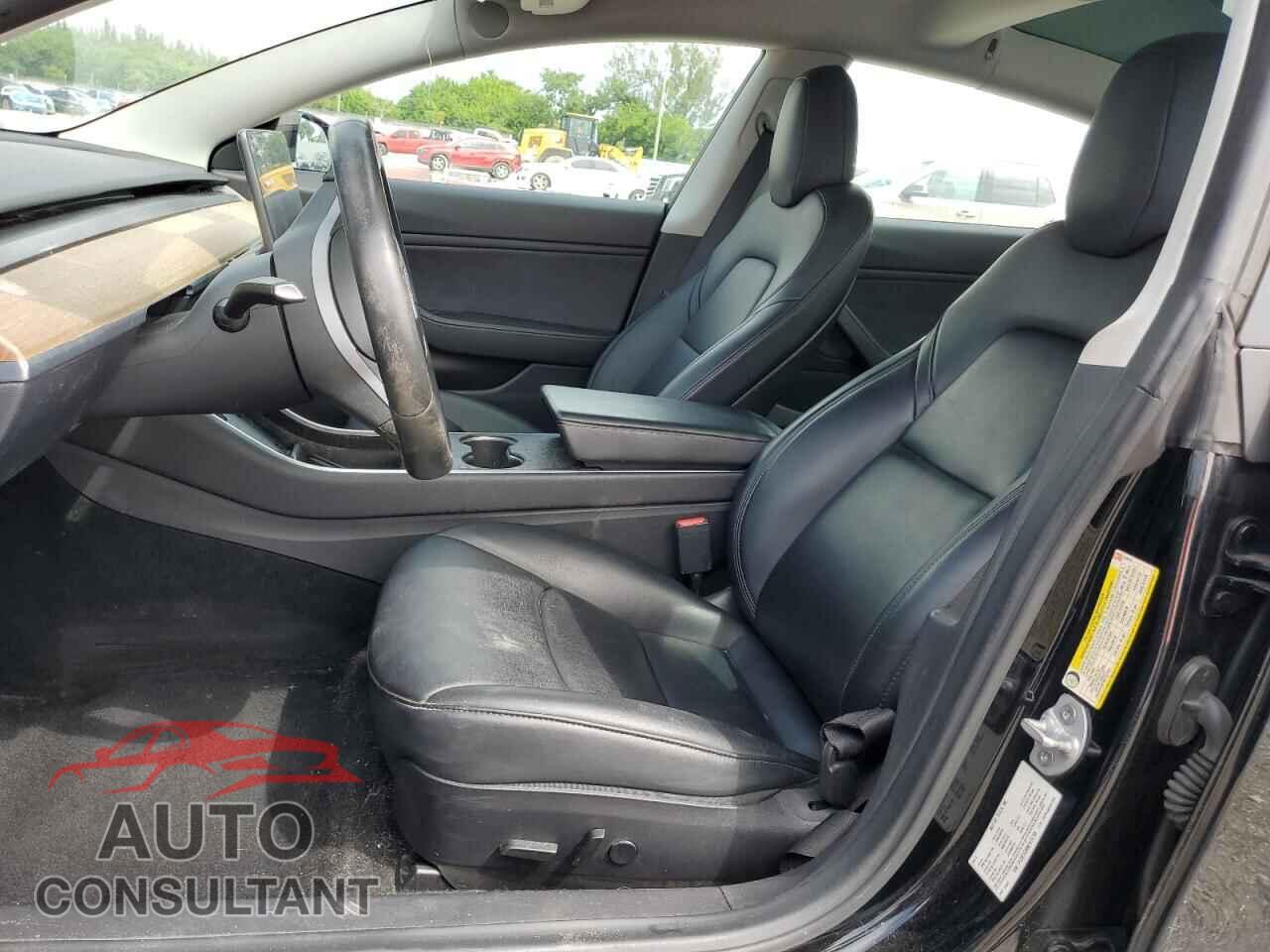 TESLA MODEL 3 2019 - 5YJ3E1EA0KF316735
