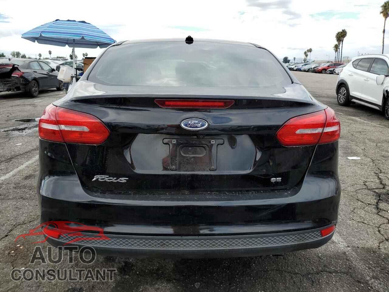 FORD FOCUS 2017 - 1FADP3F20HL216177