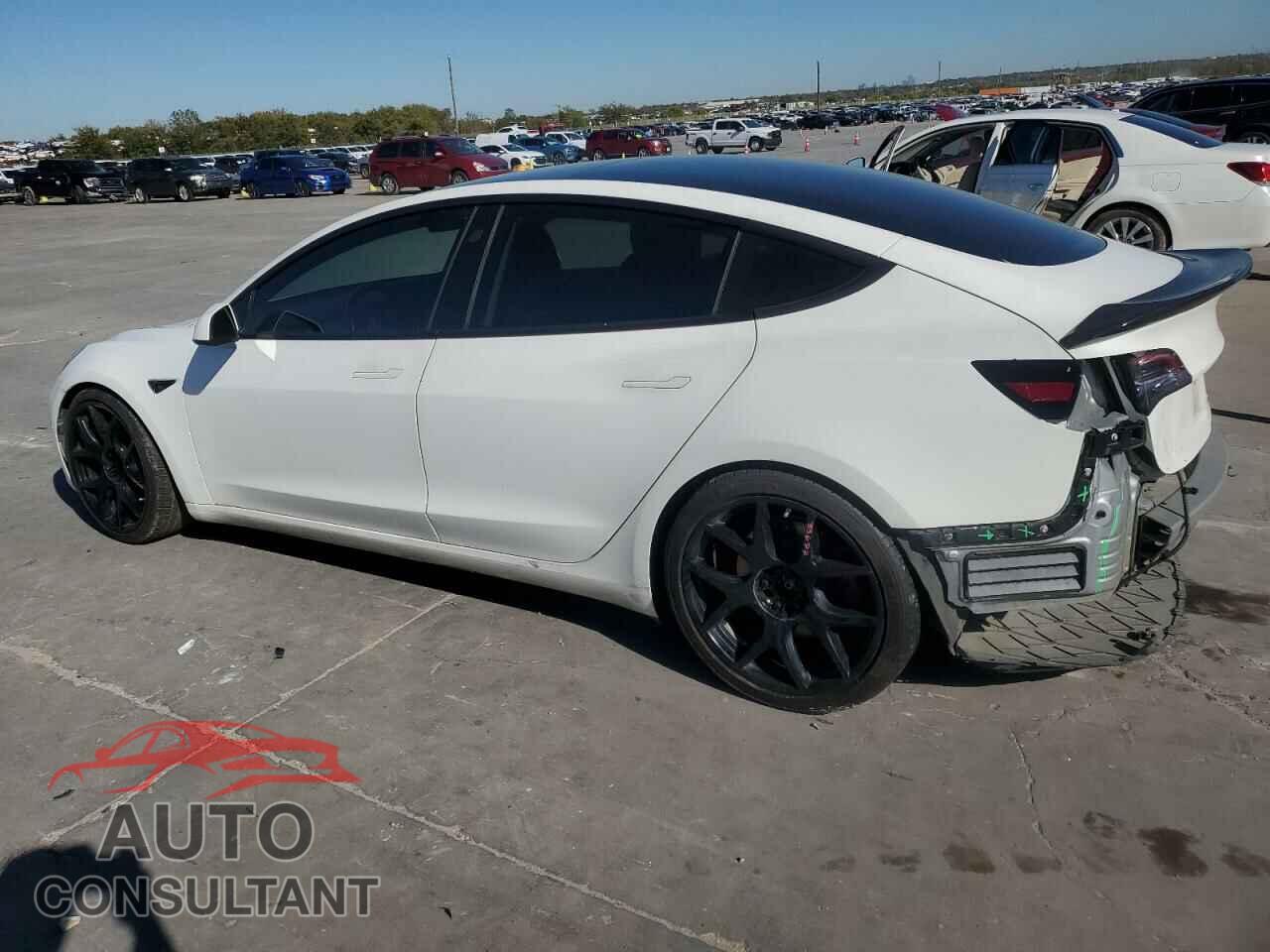 TESLA MODEL 3 2018 - 5YJ3E1EA8JF077322