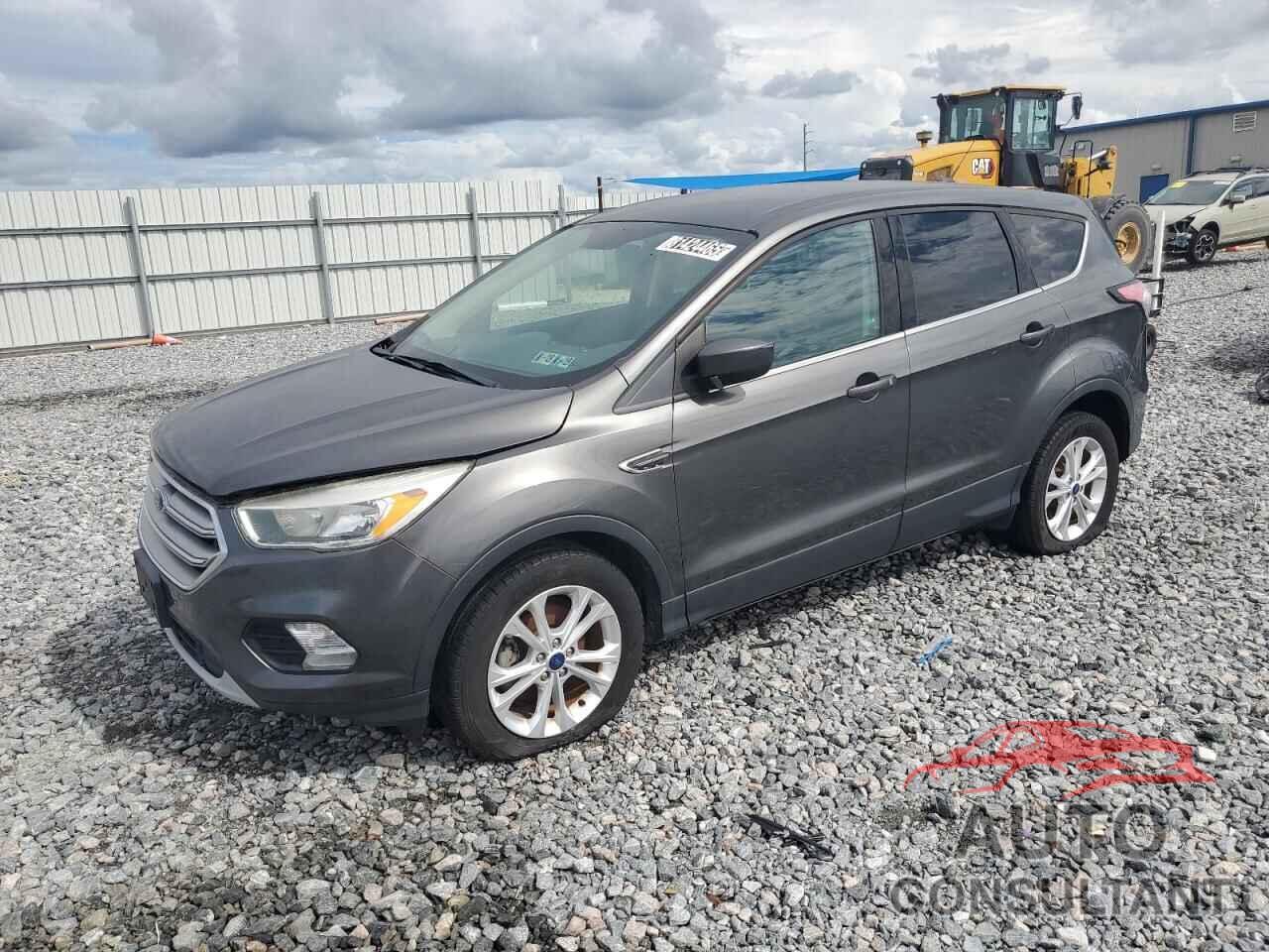 FORD ESCAPE 2017 - 1FMCU0GD5HUD43638