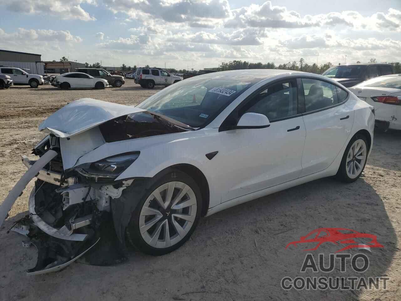 TESLA MODEL 3 2022 - 5YJ3E1EA9NF310713