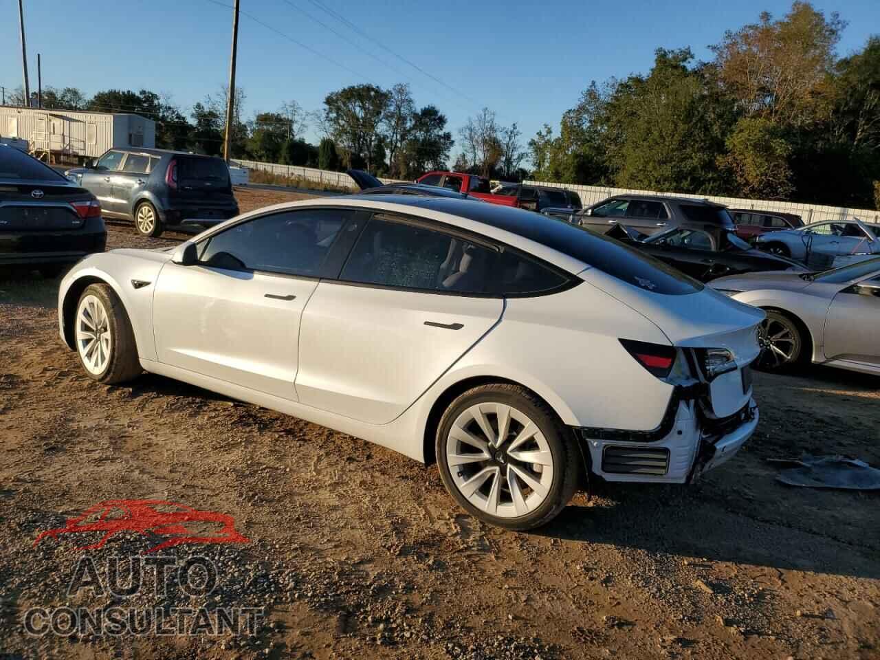 TESLA MODEL 3 2022 - 5YJ3E1EB5NF200590