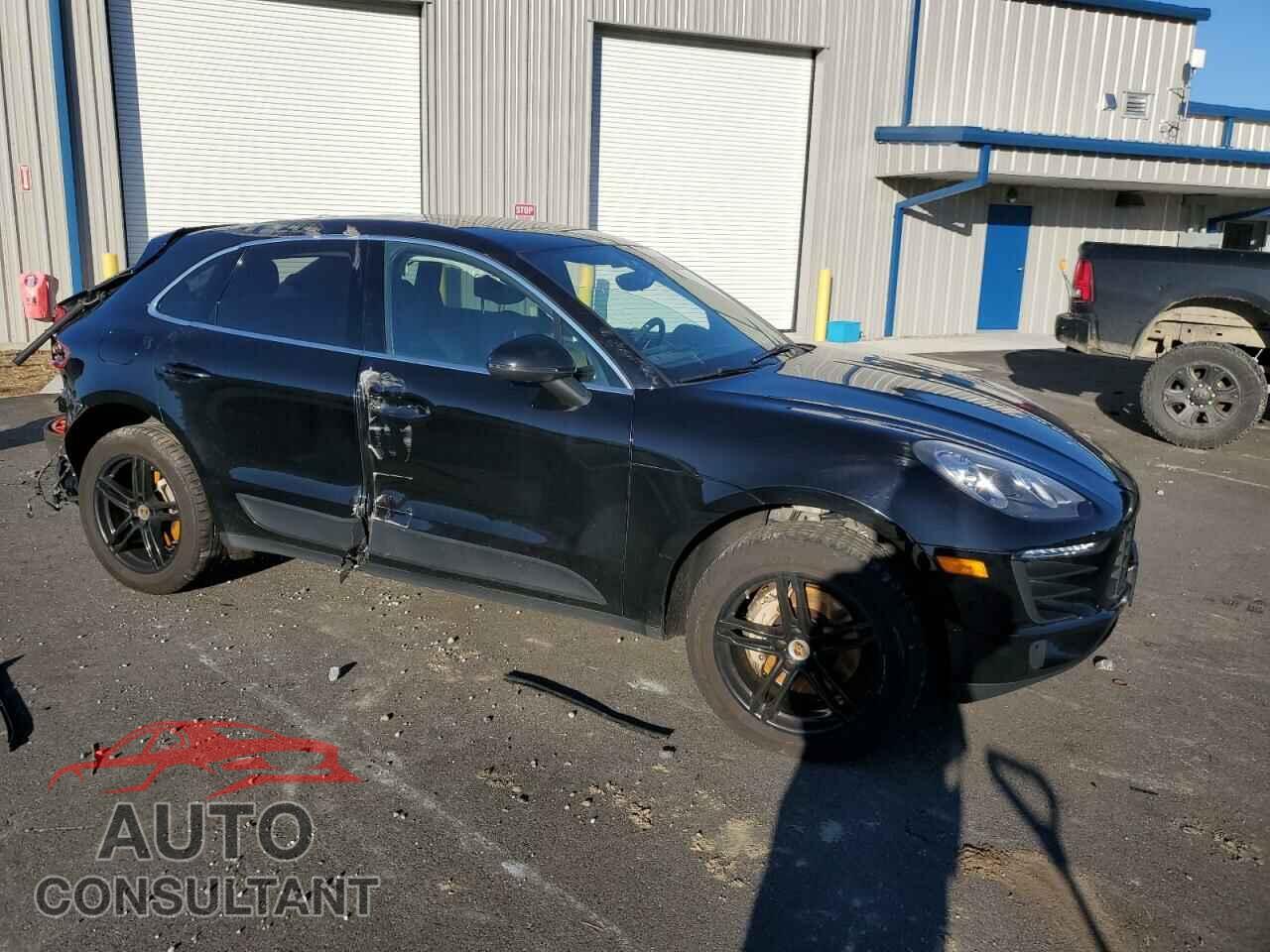 PORSCHE MACAN 2016 - WP1AB2A54GLB40001