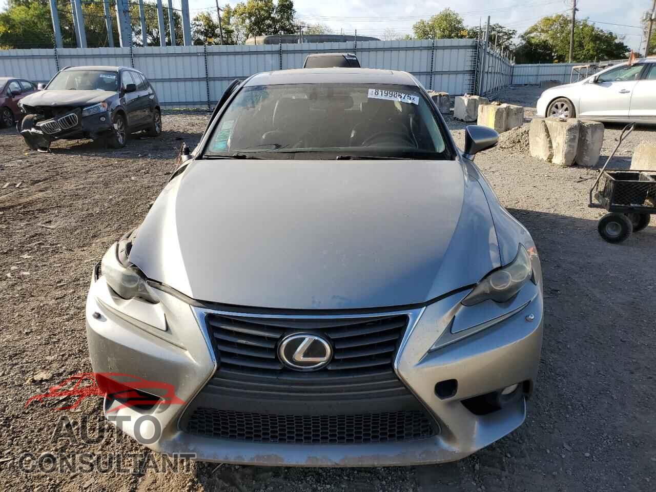 LEXUS IS 2014 - JTHCE1D26E5003493