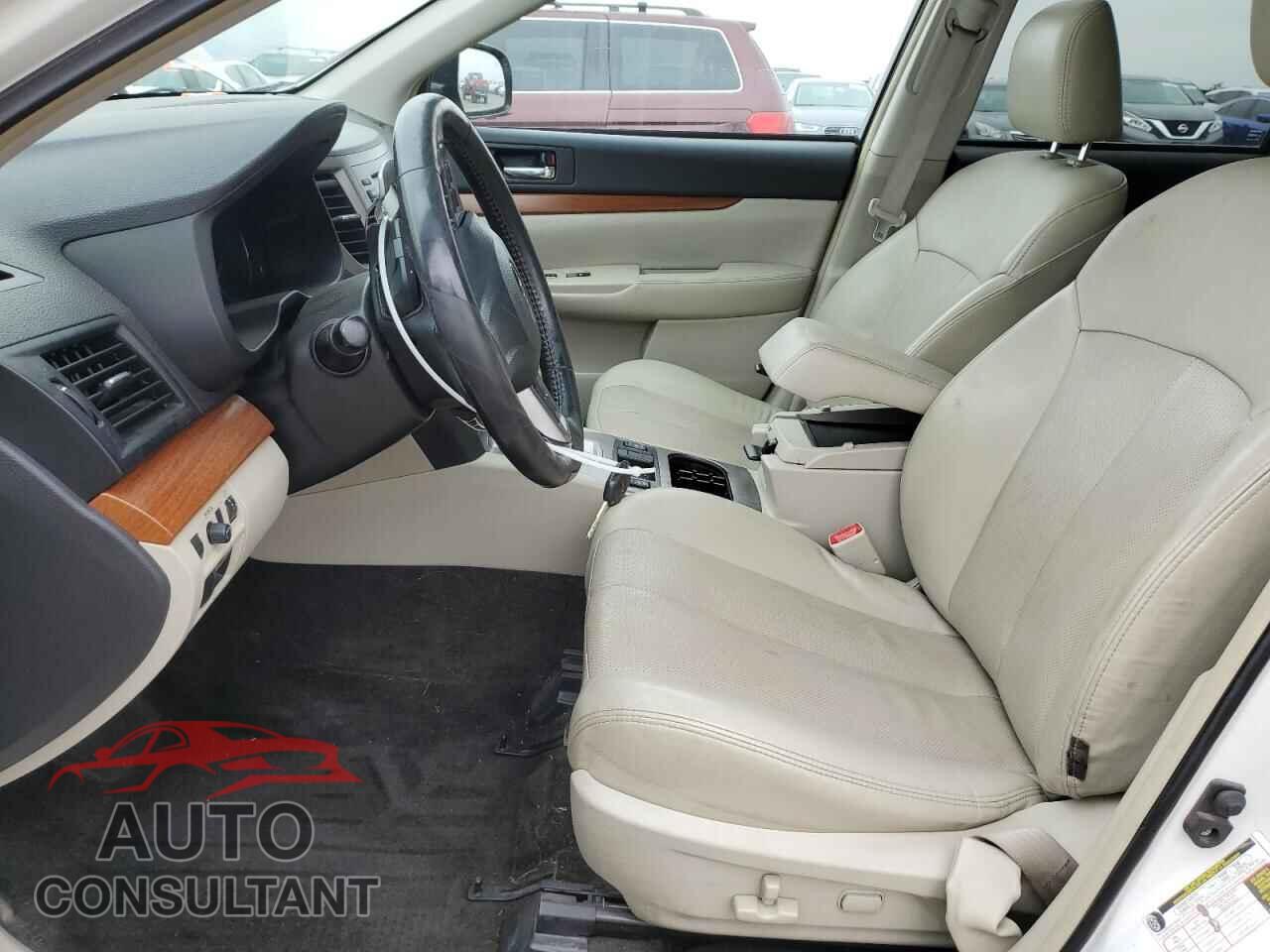 SUBARU OUTBACK 2013 - 4S4BRBKC7D3273258