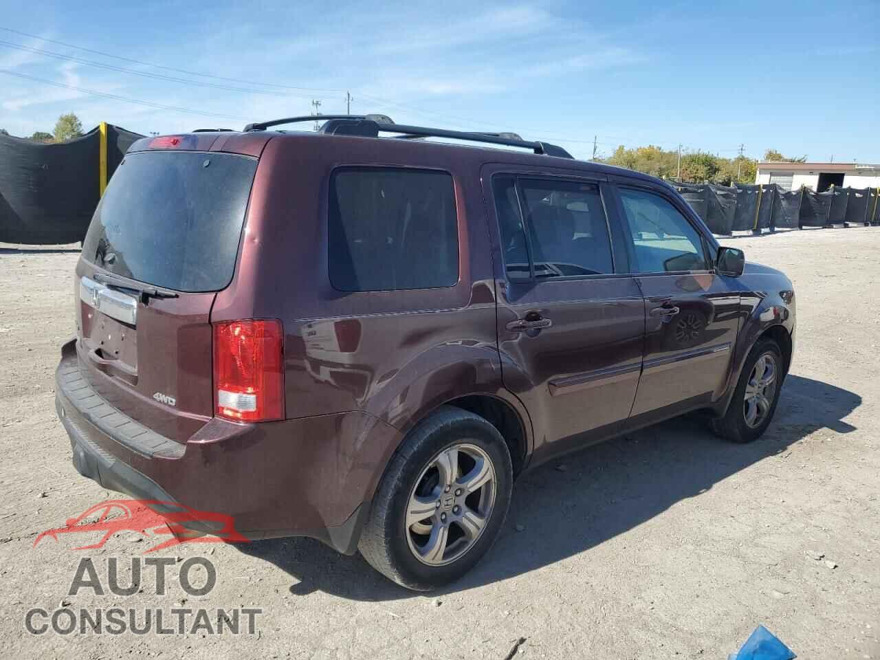 HONDA PILOT 2013 - 5FNYF4H6XDB026078