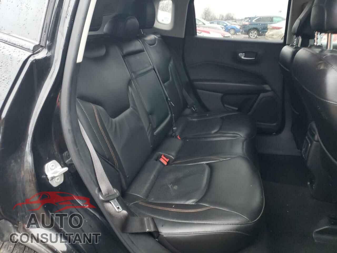 JEEP COMPASS 2018 - 3C4NJDCB9JT266936