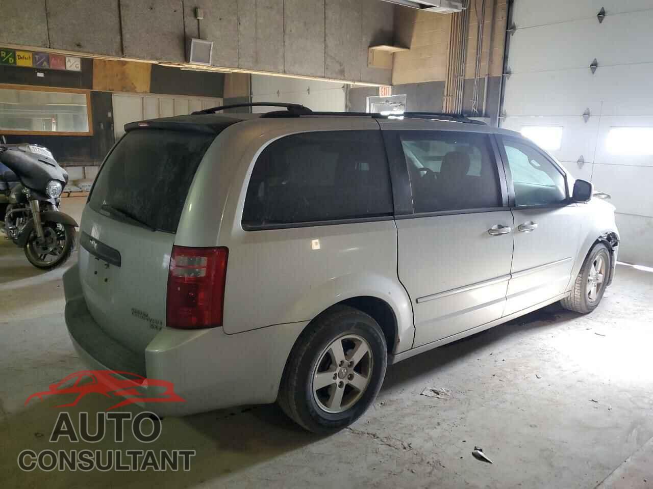DODGE CARAVAN 2010 - 2D4RN5D16AR120100