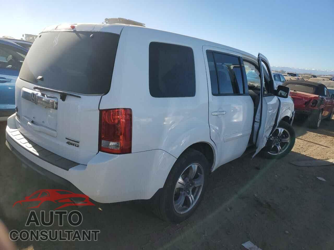HONDA PILOT 2015 - 5FNYF4H32FB072271