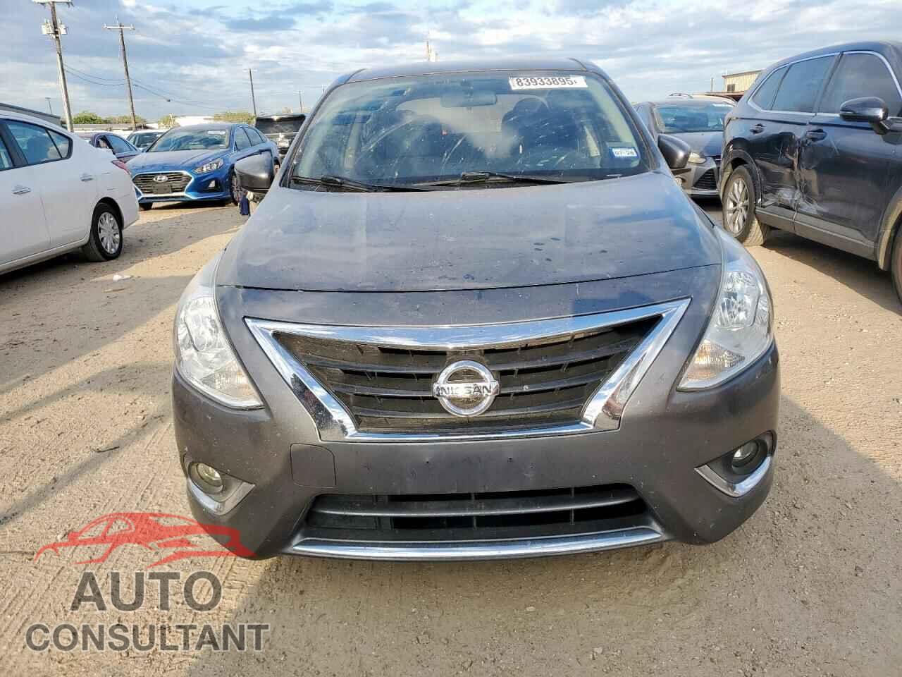 NISSAN VERSA 2017 - 3N1CN7AP1HL811326