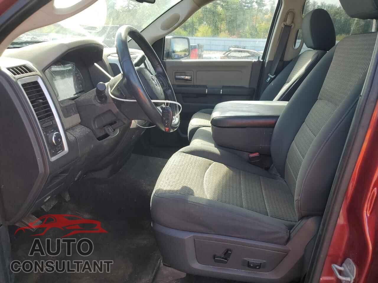 DODGE RAM 1500 2012 - 1C6RD7GP3CS303779