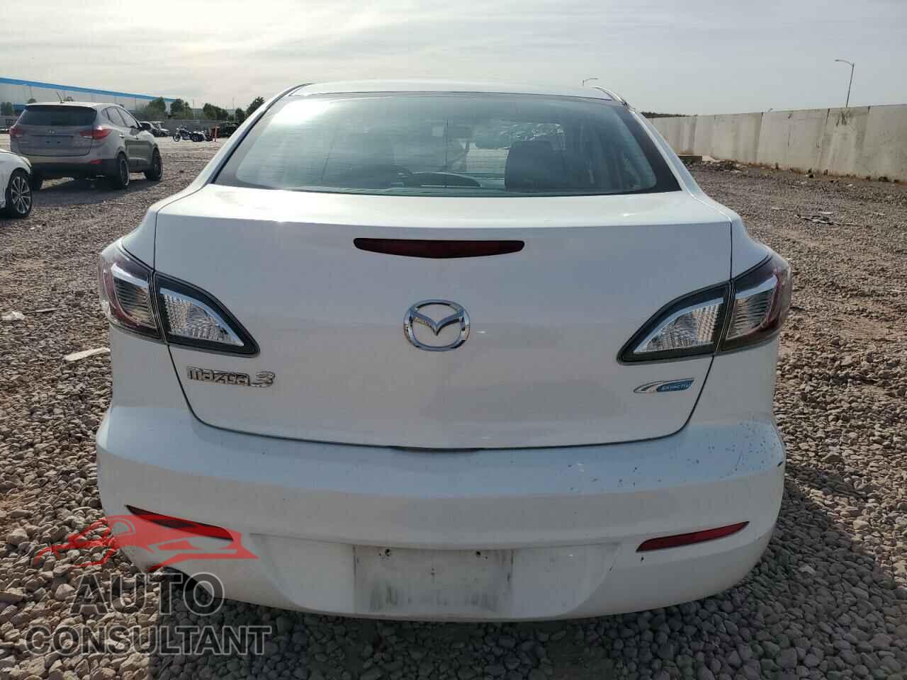 MAZDA 3 2013 - JM1BL1UP8D1846762