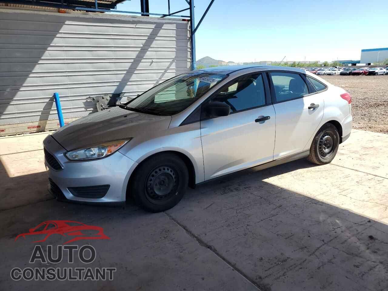 FORD FOCUS 2015 - 1FADP3E27FL261471
