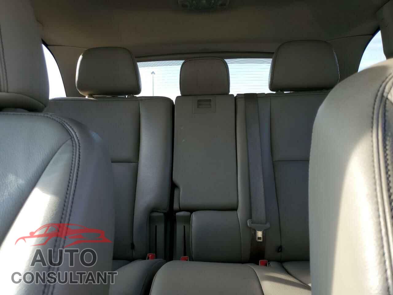 FORD EDGE 2011 - 2FMDK3JC0BBA06433