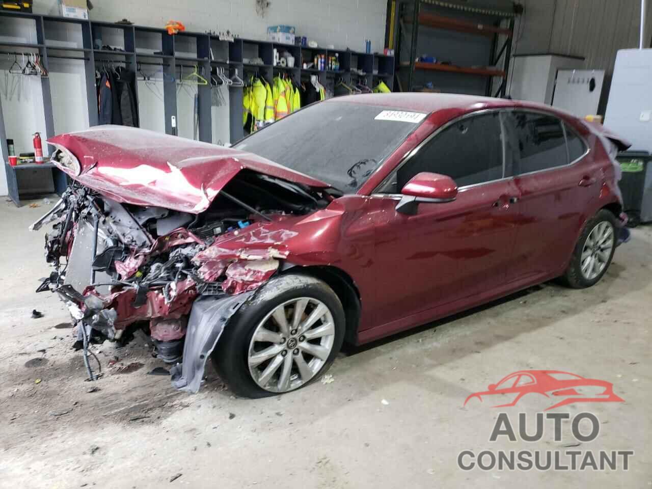 TOYOTA CAMRY 2018 - 4T1B11HK4JU572924