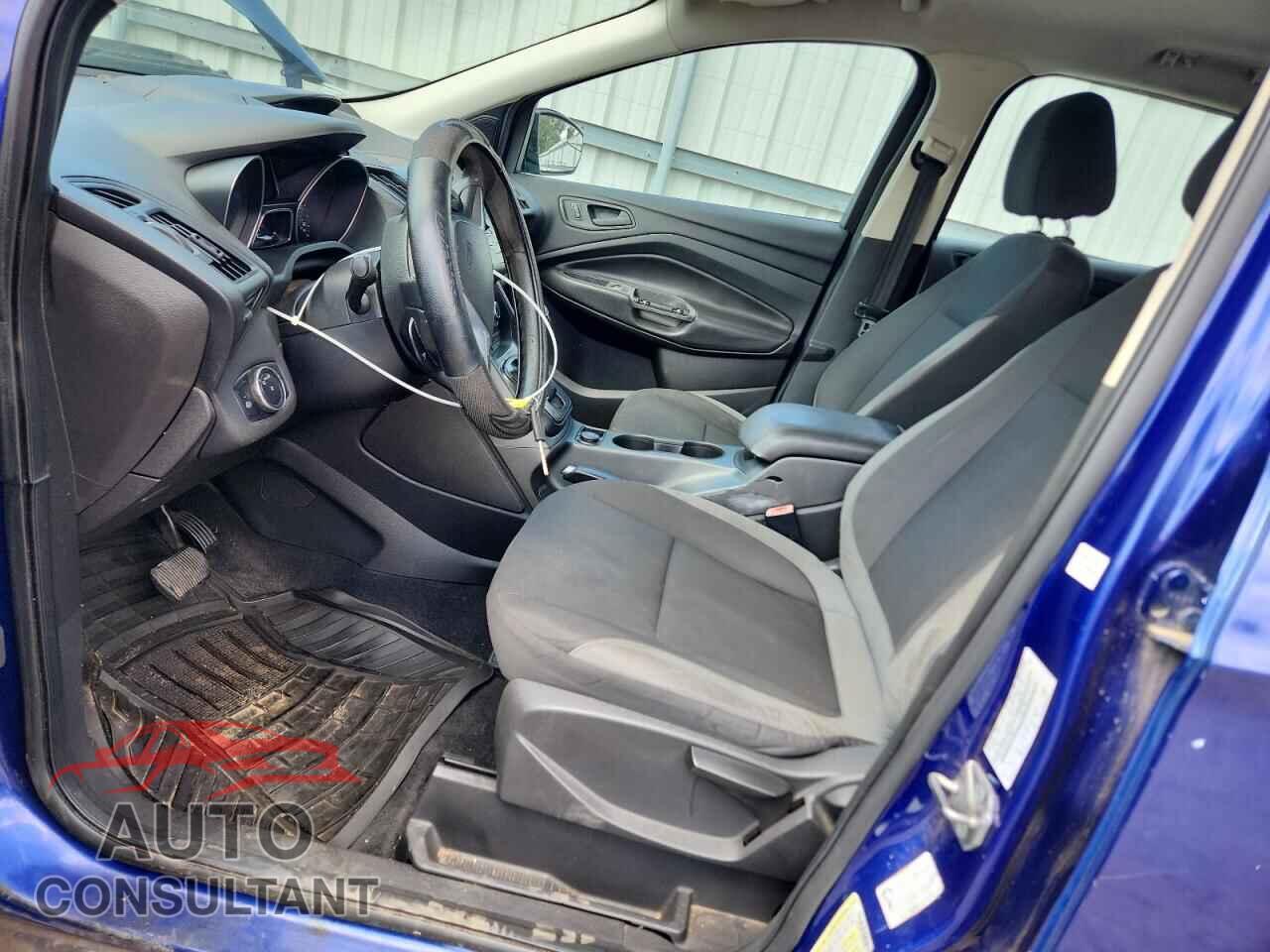 FORD ESCAPE 2013 - 1FMCU0F70DUC52573