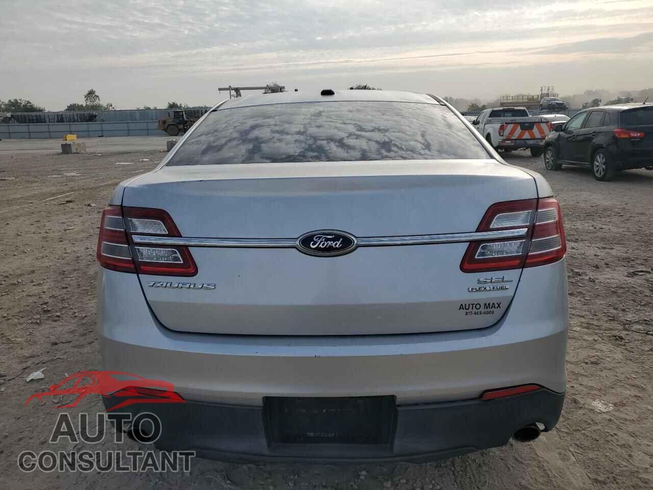 FORD TAURUS 2013 - 1FAHP2E84DG109332