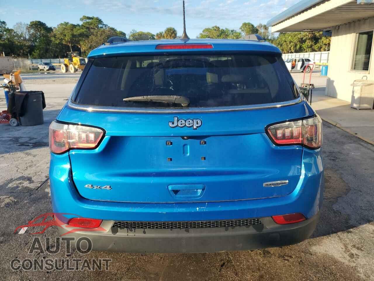 JEEP COMPASS 2018 - 3C4NJDBB2JT178084
