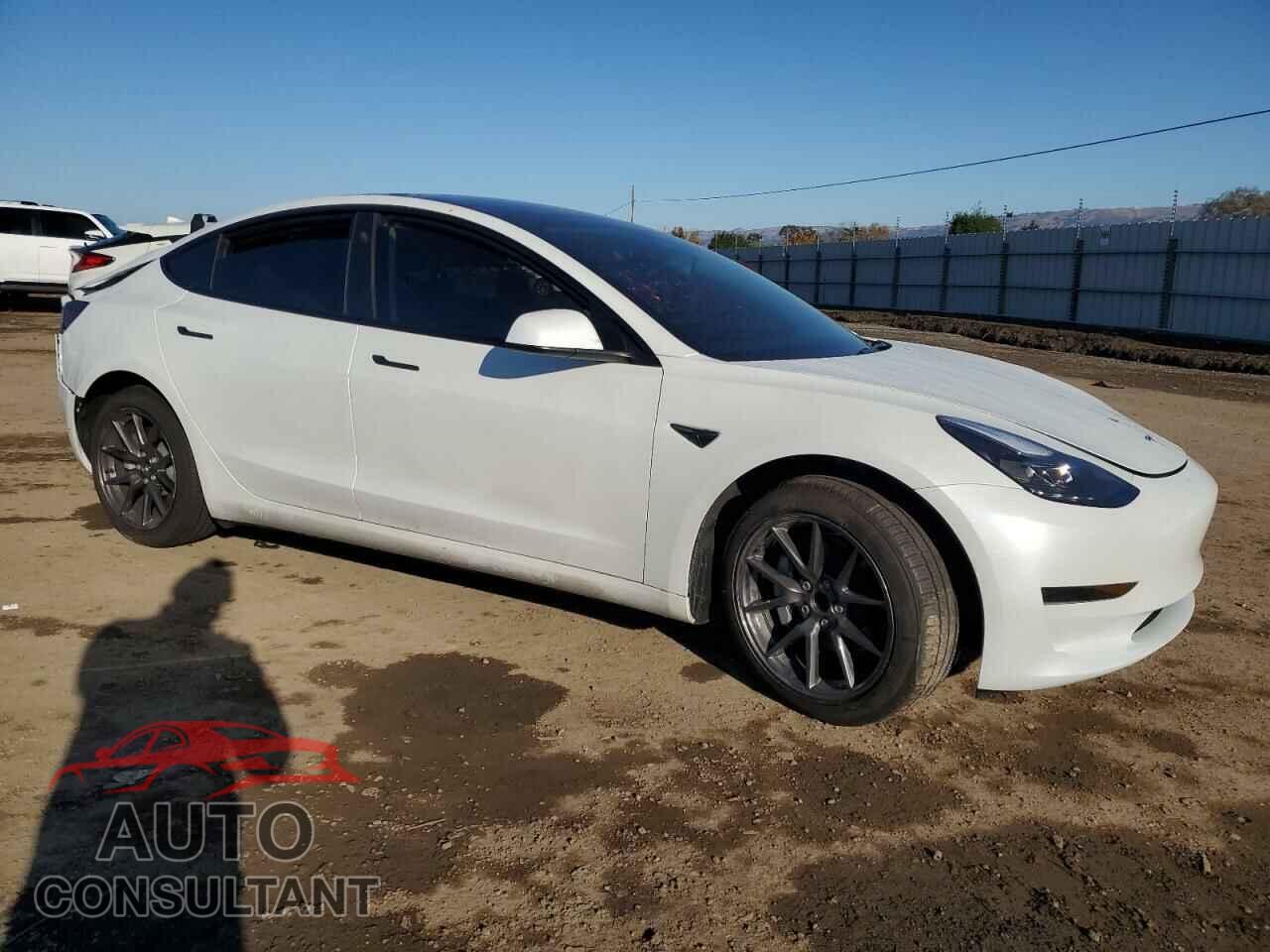 TESLA MODEL 3 2023 - 5YJ3E1EA5PF620862
