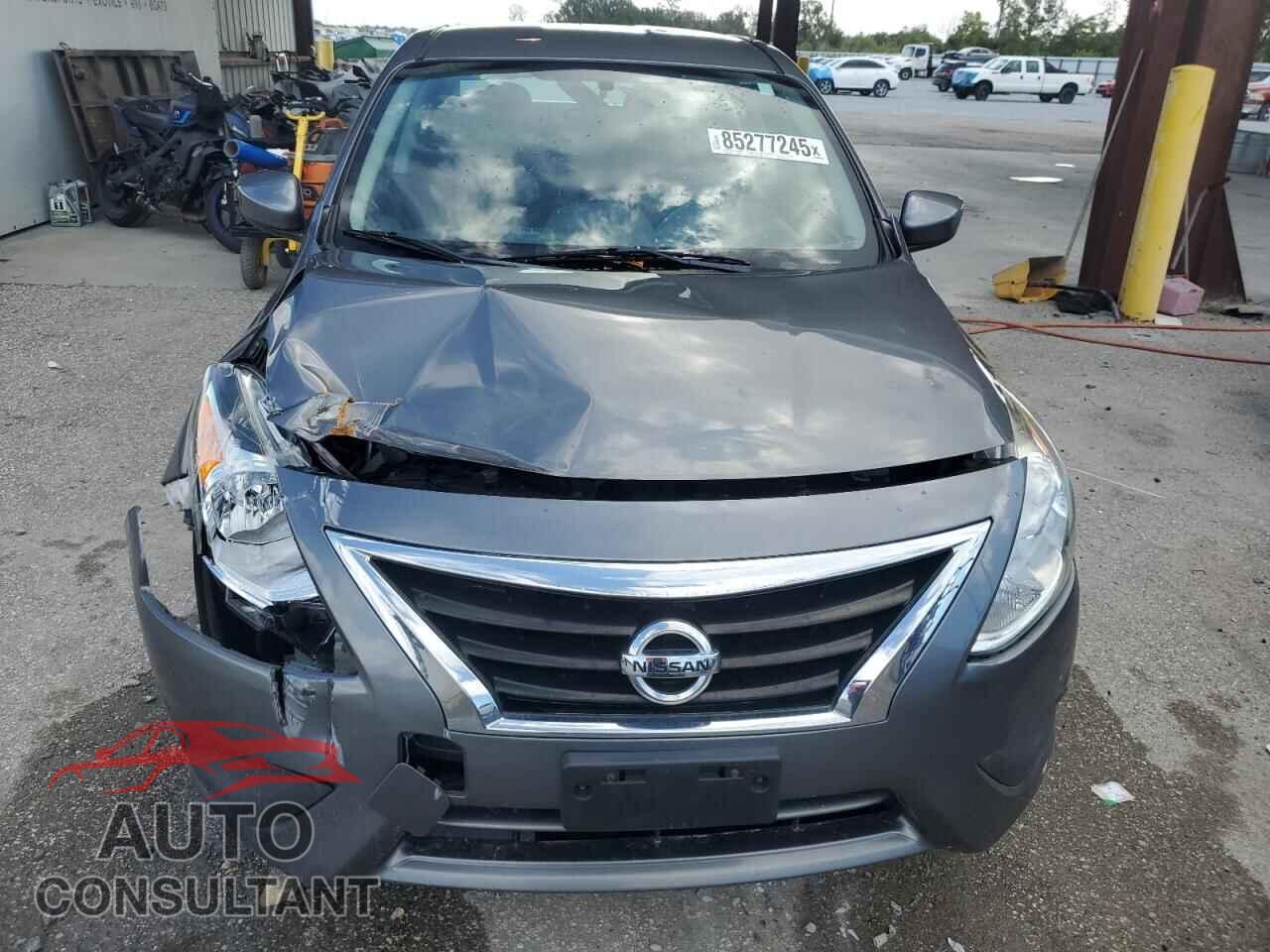 NISSAN VERSA 2018 - 3N1CN7AP5JL856419