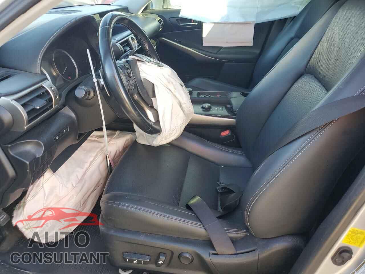 LEXUS IS 2015 - JTHBF1D21F5044236