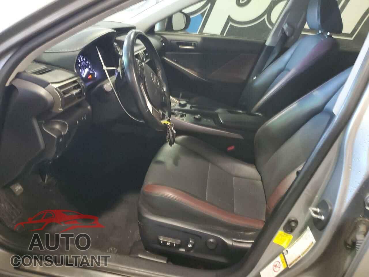 LEXUS IS 2017 - JTHBA1D29H5052800