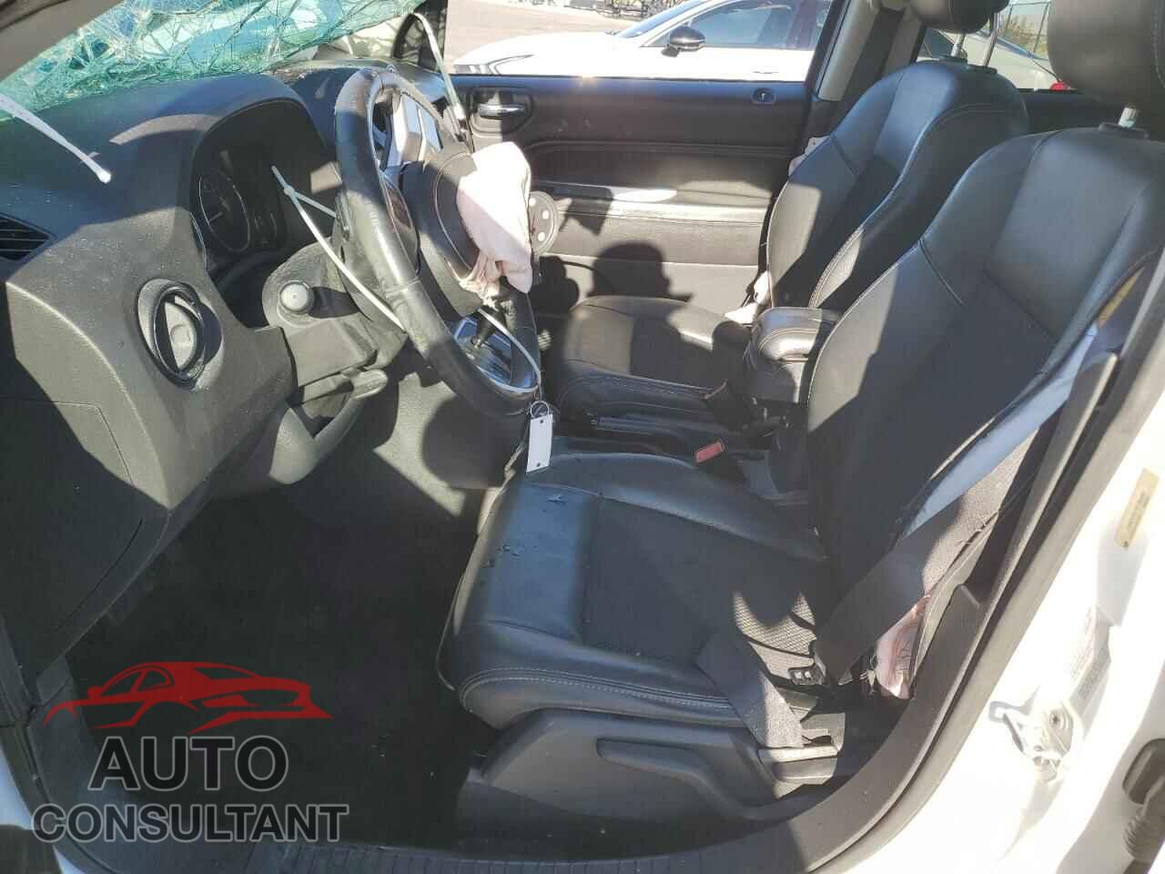 JEEP COMPASS 2015 - 1C4NJCEB7FD364867