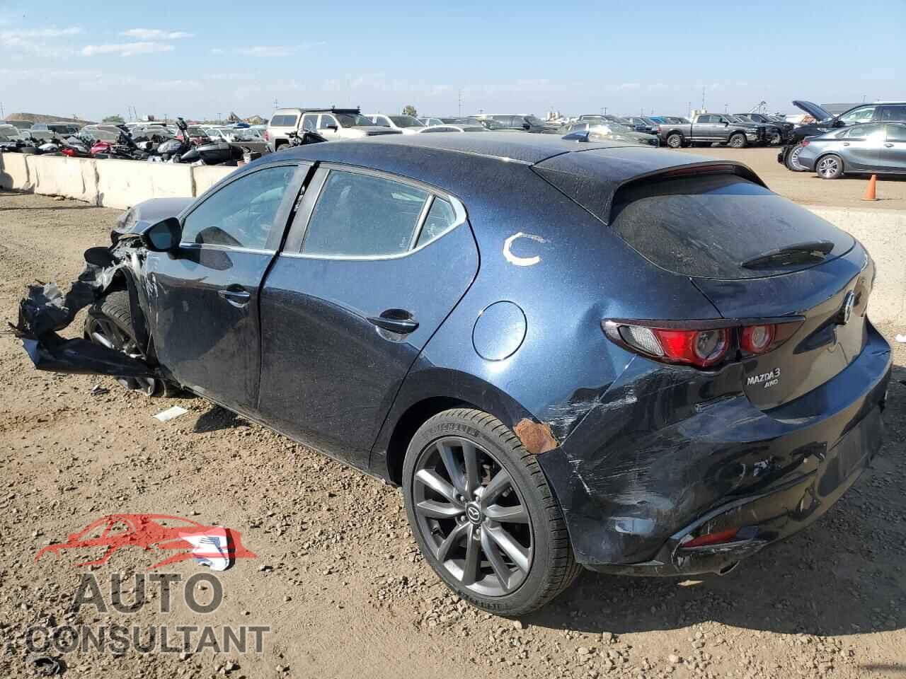 MAZDA 3 2019 - JM1BPBMM7K1137852