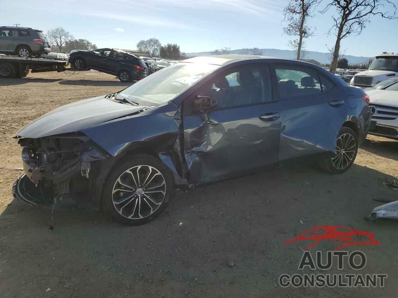 TOYOTA COROLLA 2015 - 5YFBURHE1FP240836