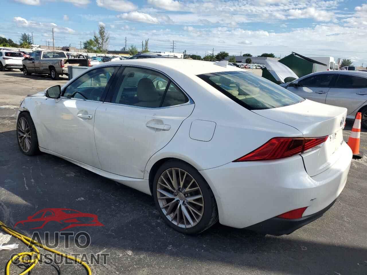 LEXUS IS 2017 - JTHBA1D28H5060046