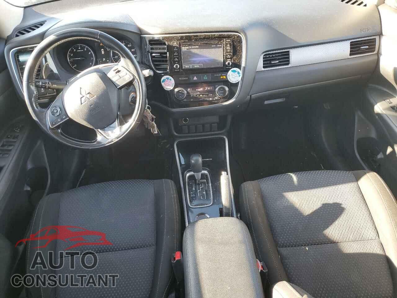 MITSUBISHI OUTLANDER 2017 - JA4AD2A36HZ026052