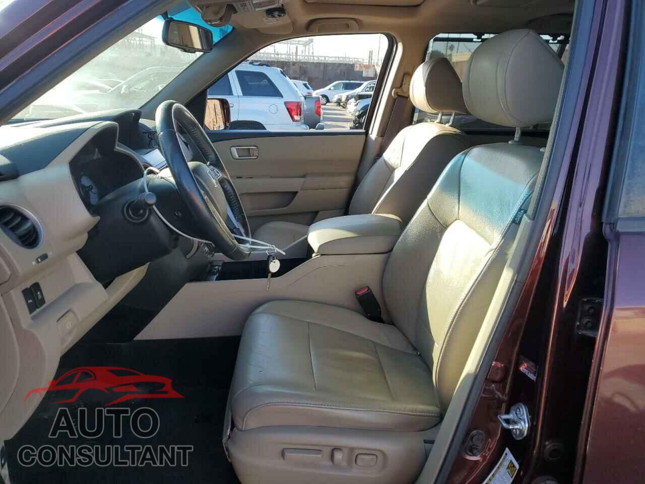 HONDA PILOT 2013 - 5FNYF4H99DB070129