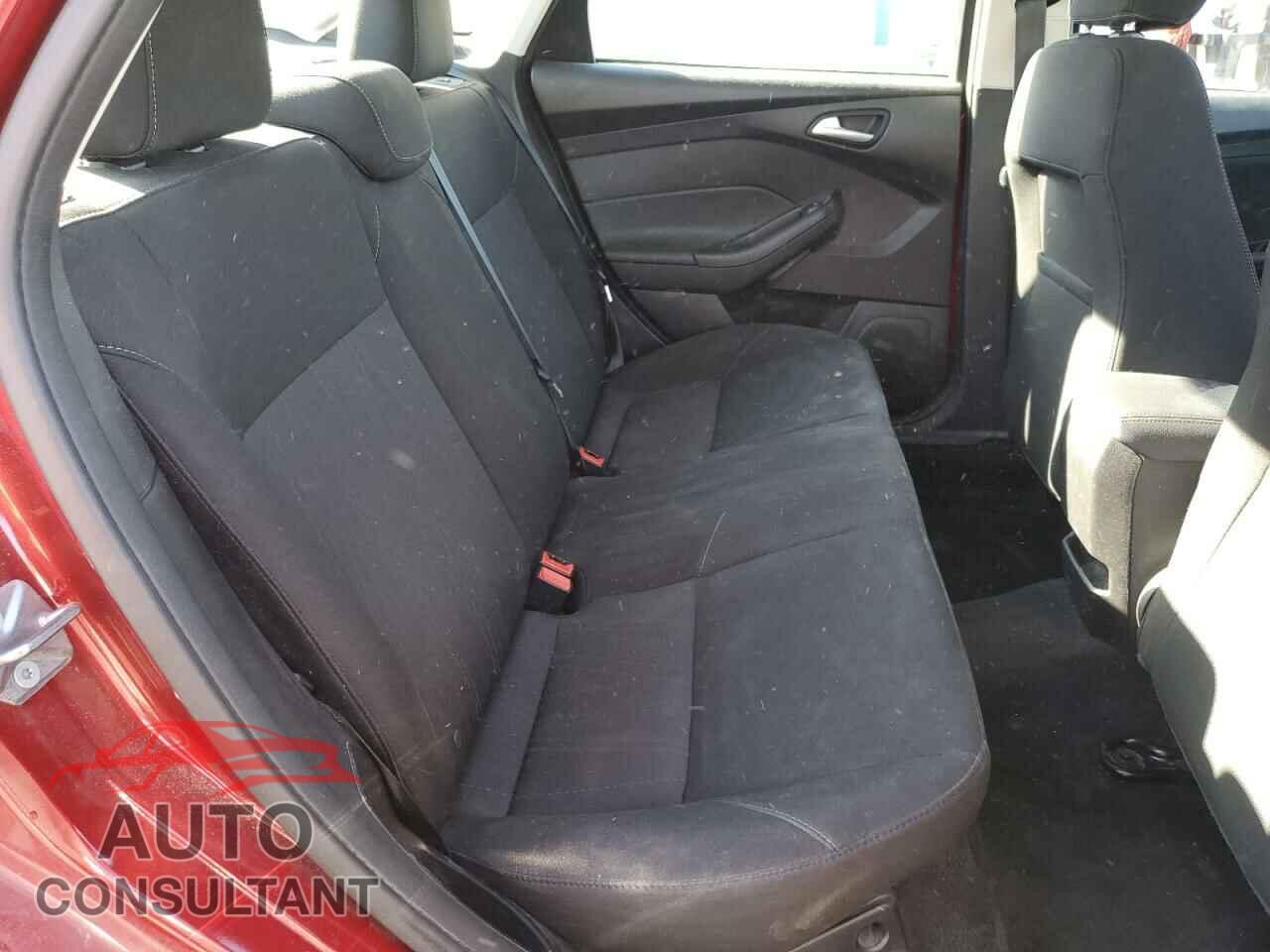 FORD FOCUS 2017 - 1FADP3F2XHL329201