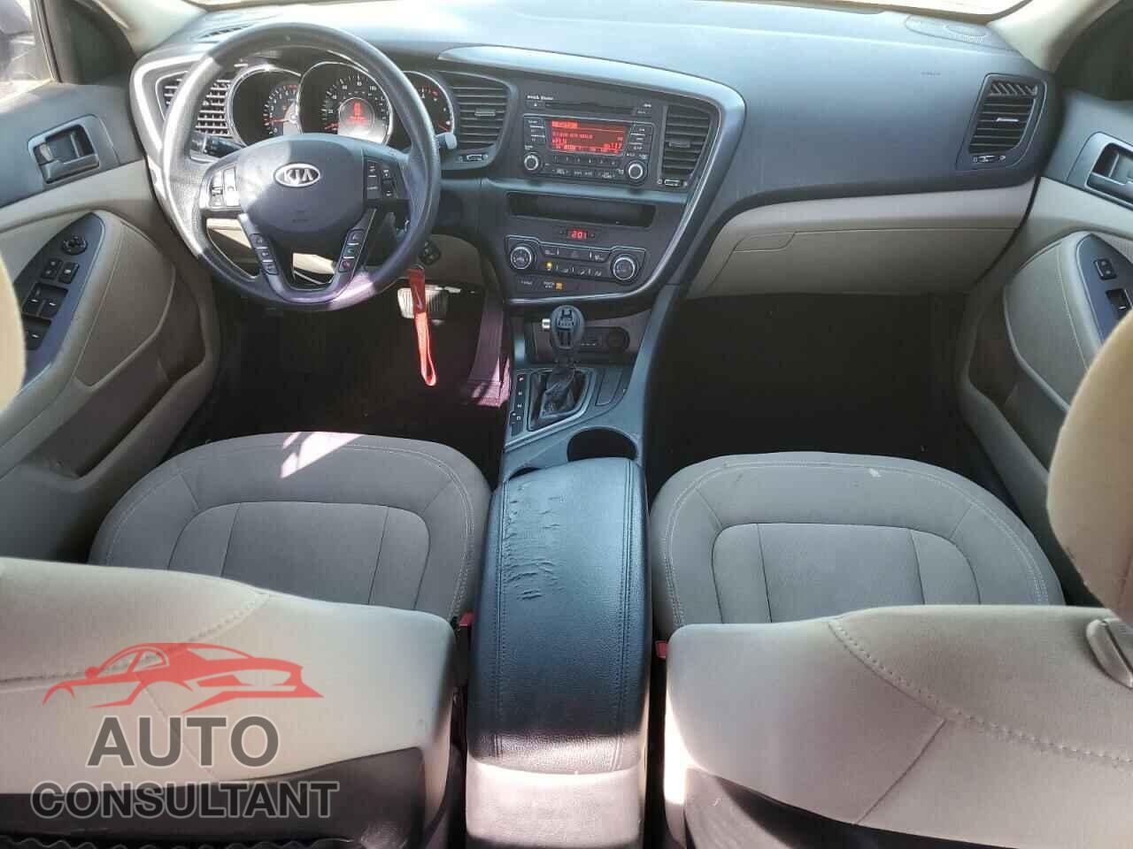 KIA OPTIMA 2011 - KNAGM4A79B5117536