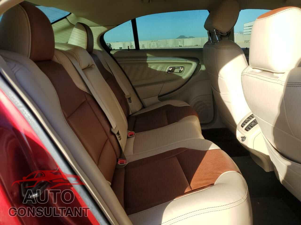 FORD TAURUS 2017 - 1FAHP2E81HG118849