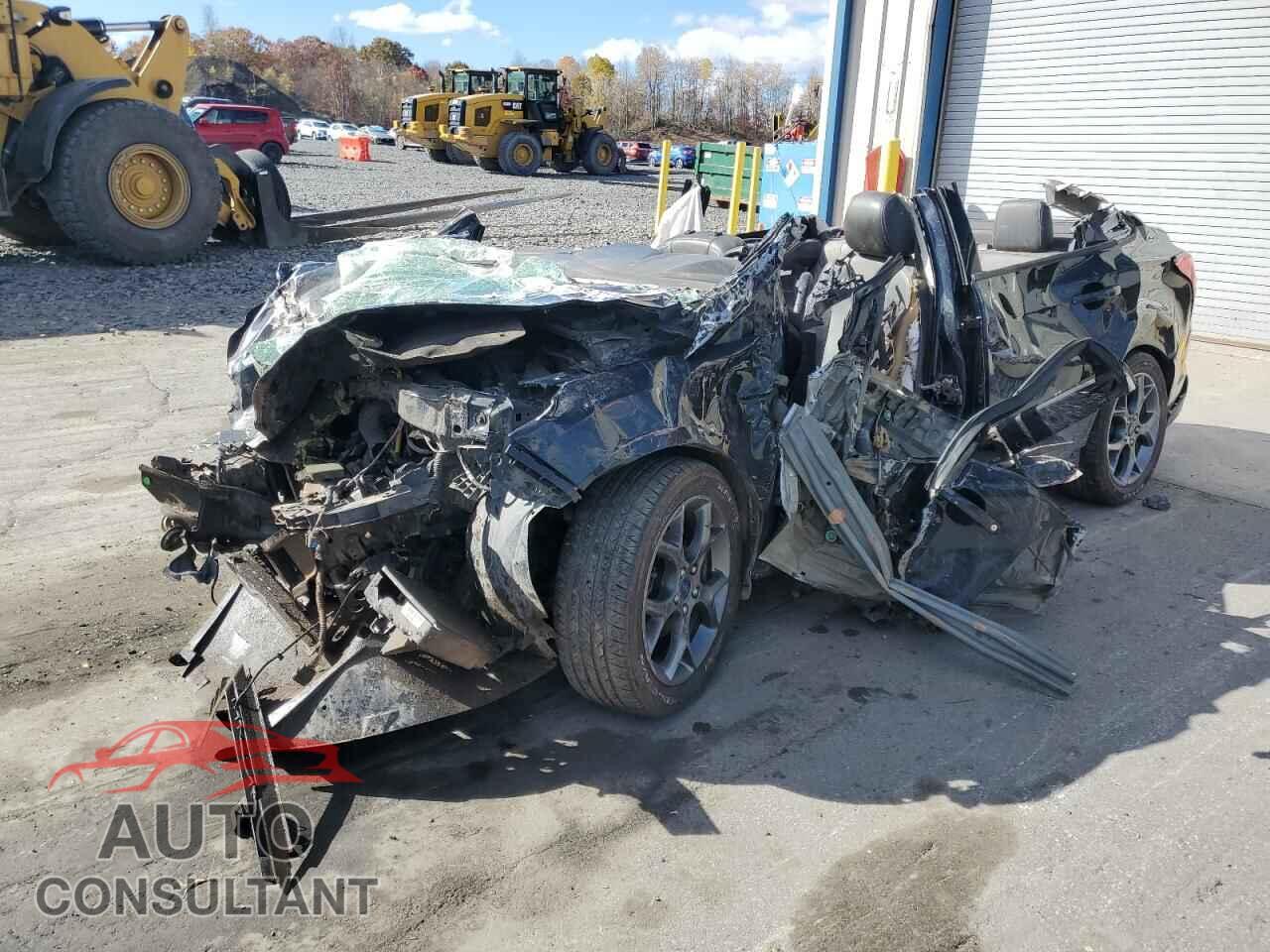 FORD FOCUS 2013 - 1FADP3F22DL342261