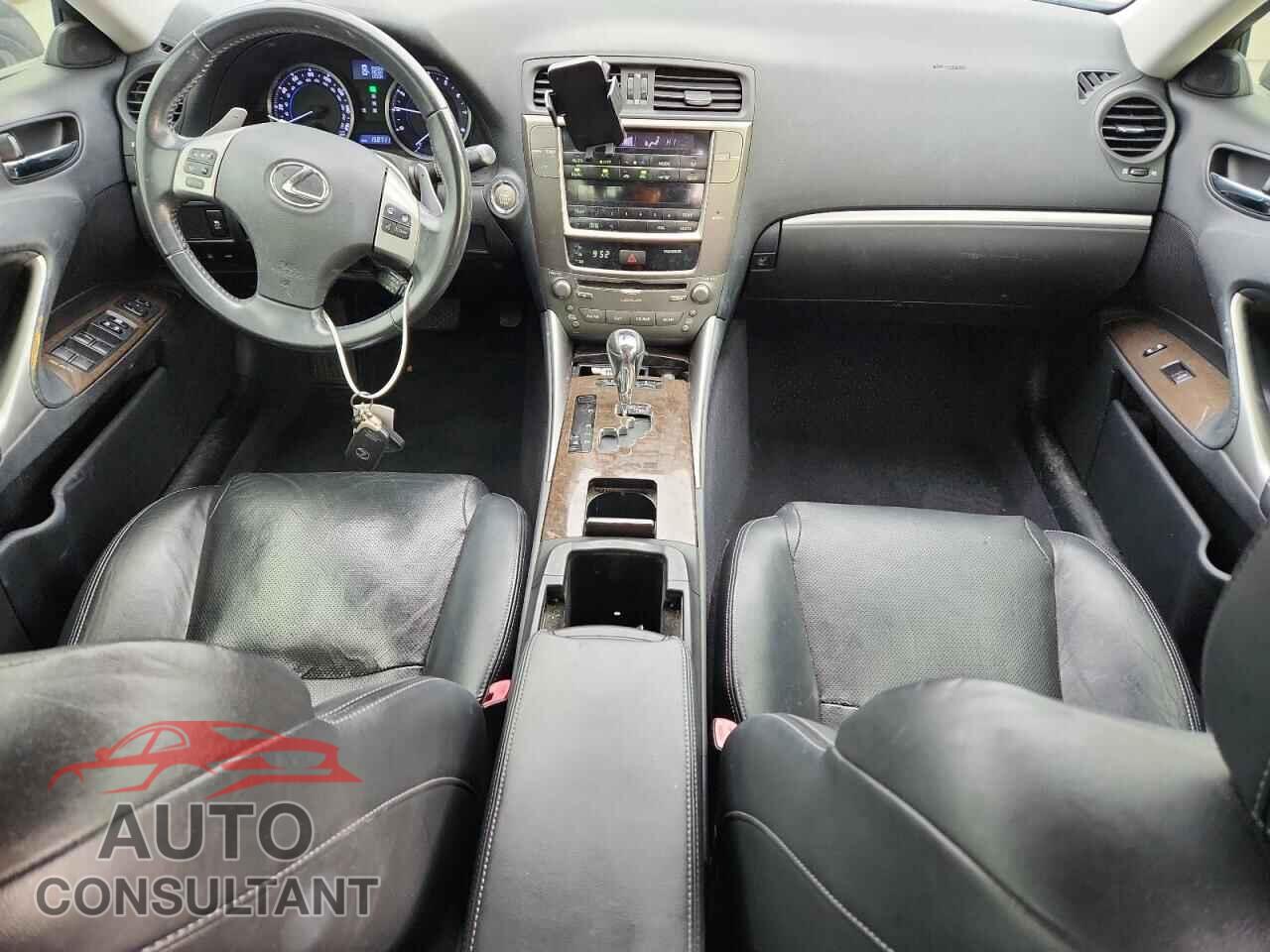 LEXUS IS 2012 - JTHBF5C2XC5175282