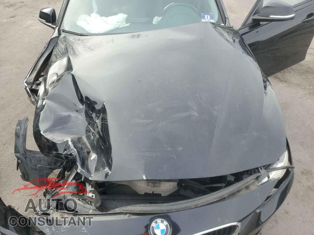 BMW 3 SERIES 2013 - WBA3C3C52DF981851