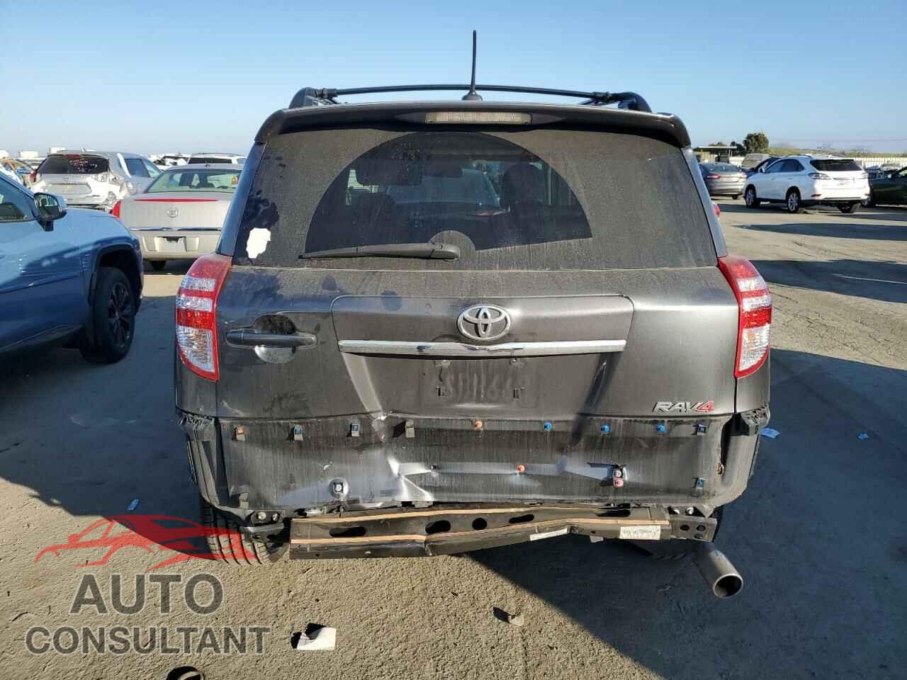 TOYOTA RAV4 2011 - JTMWF4DV6B5039204
