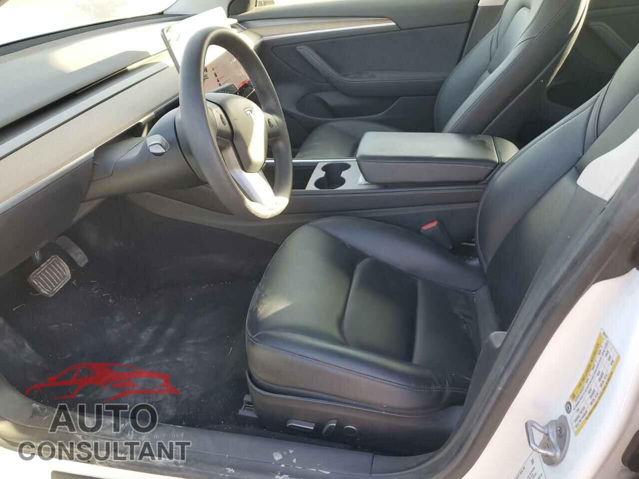 TESLA MODEL 3 2021 - 5YJ3E1EA0MF002117