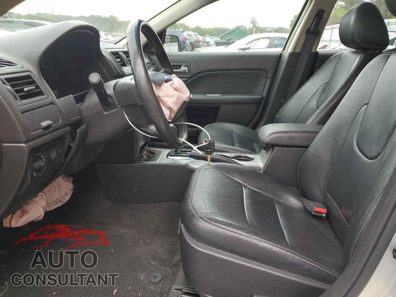 FORD FUSION 2011 - 3FADP0L32BR229727