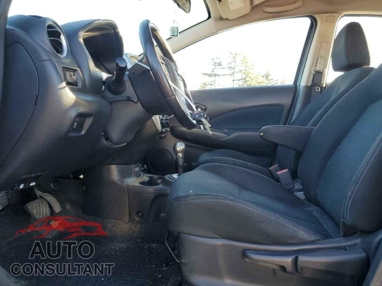 NISSAN VERSA 2017 - 3N1CE2CP7HL371483