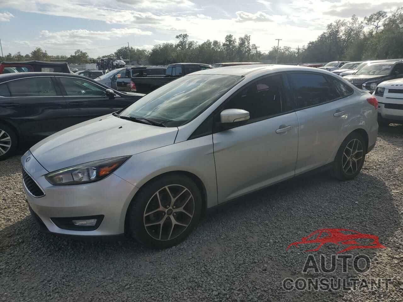 FORD FOCUS 2017 - 1FADP3H20HL294455