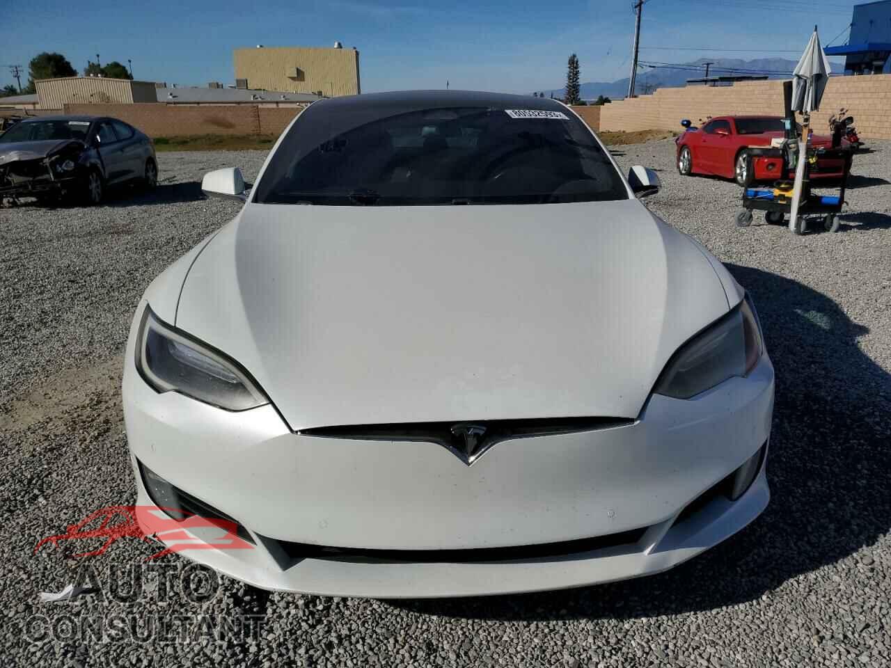 TESLA MODEL S 2017 - 5YJSA1E10HF182244