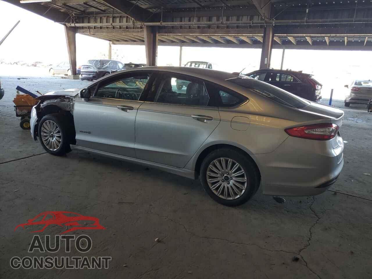 FORD FUSION 2013 - 3FA6P0LU8DR311918