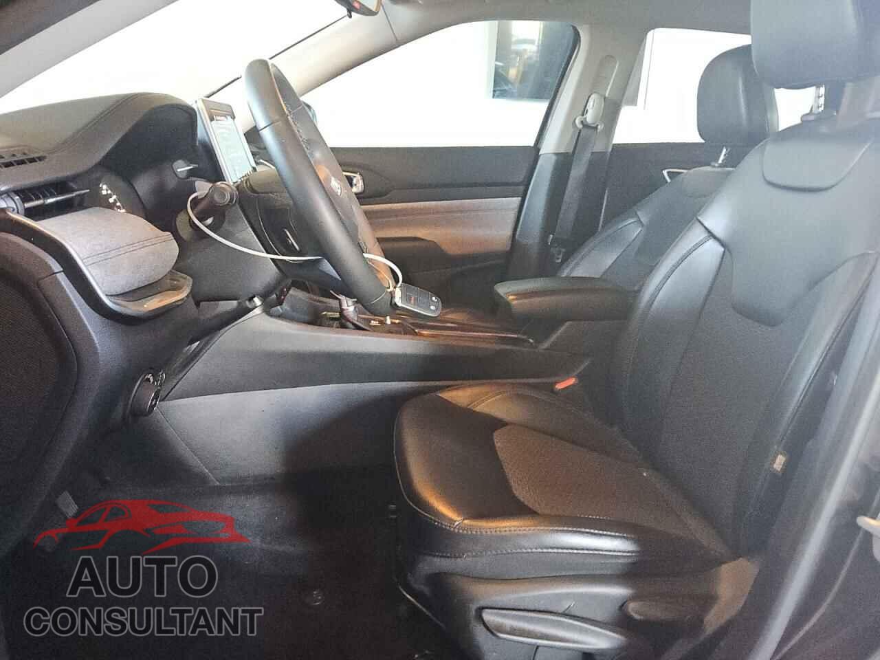 JEEP COMPASS 2022 - 3C4NJDBB1NT149116