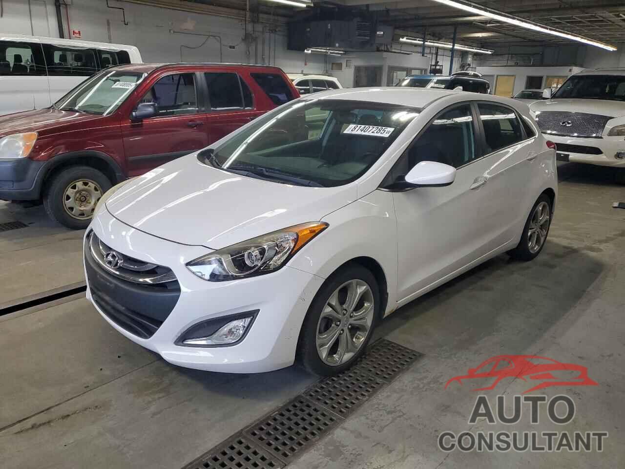 HYUNDAI ELANTRA 2013 - KMHD35LE9DU147683
