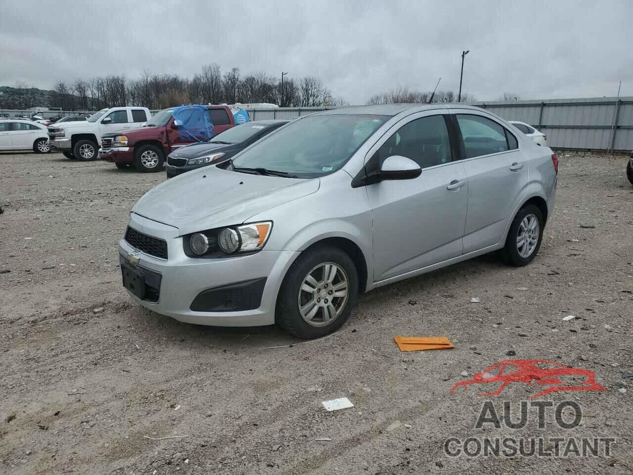 CHEVROLET SONIC 2014 - 1G1JC5SH7E4242241
