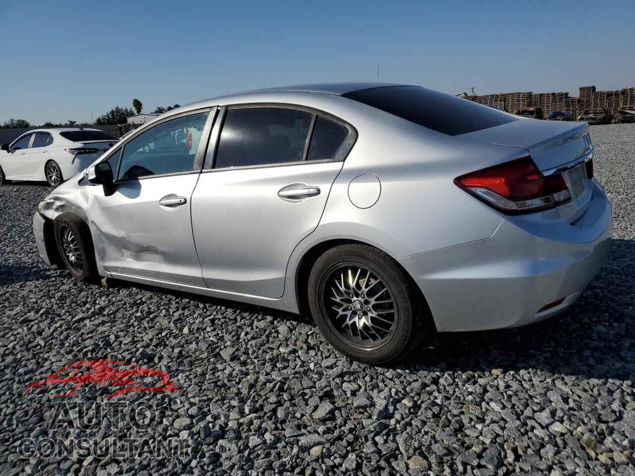 HONDA CIVIC 2013 - 2HGFB2F59DH557950