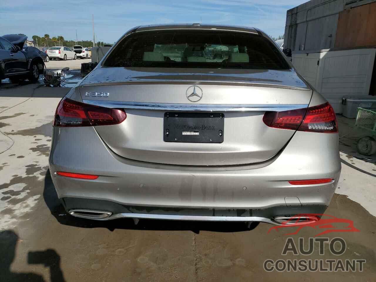 MERCEDES-BENZ E-CLASS 2021 - W1KZF8DB3MA914393